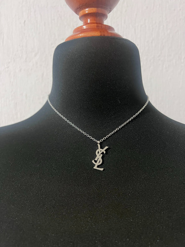 Collar Con Dije Lsy Plateado