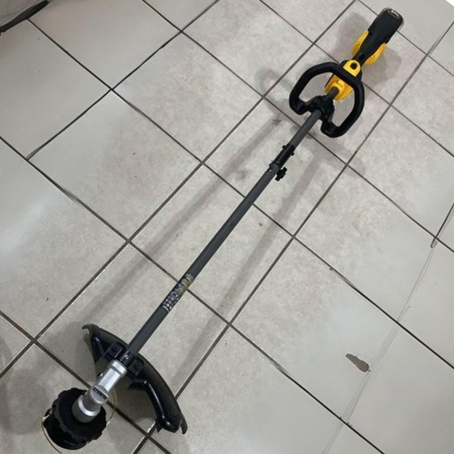 Desbrozadora 60v Dewalt Dcst972x1 Flexvolt 17 Brushless Color Amarillo