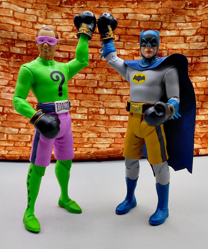 Set Figura Batman Vs Acertijo Retro Boxeadores Mcfarlane