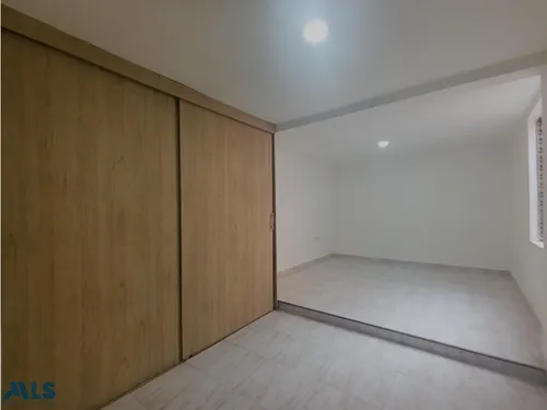 Casa Unifamiliar En Venta En Altos Del Castillo #2(mls#253756)