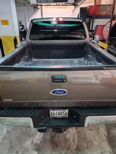 Imagen 4 de 13 de Ford F-250 Super Duty