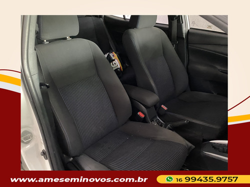 Toyota Yaris 1.3 16V FLEX XL LIVE MULTIDRIVE