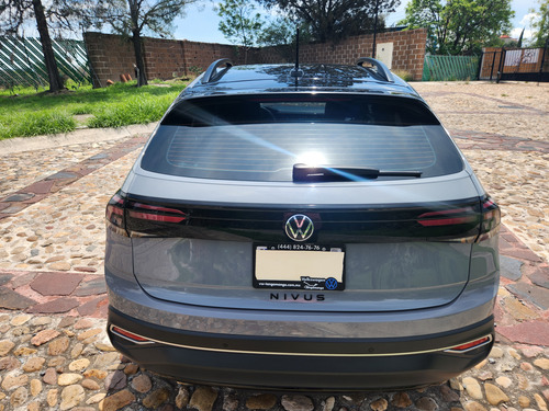 Volkswagen Nivus 1.0T Black At