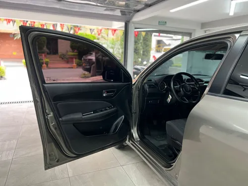 Suzuki Swift Dziere Mt 2023