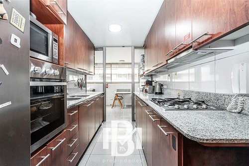 Departamento En Venta De 3 Dorm. En Las Condes