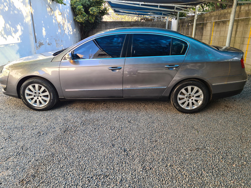 Volkswagen Passat 2.0 Fsi Luxury