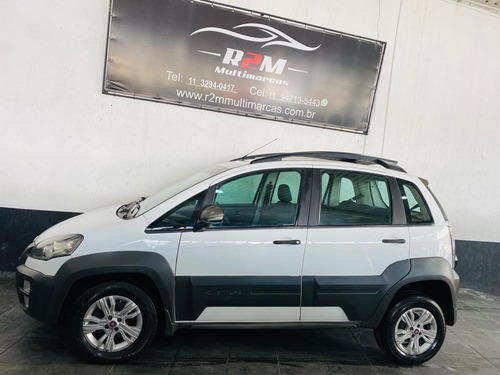 Imagem 8 de 14 de Fiat Idea Adventure1.8 Mpi Flex 5p