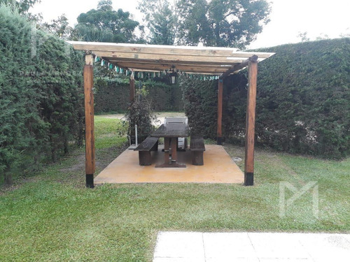 Imagen 14 de 21 de Venta - Casa Quinta - Robles Del Monarca - El Robledal - Pilar