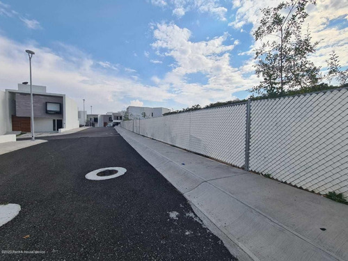 Imagen 4 de 7 de Terreno En Venta Zona Premium En Zibata Kp