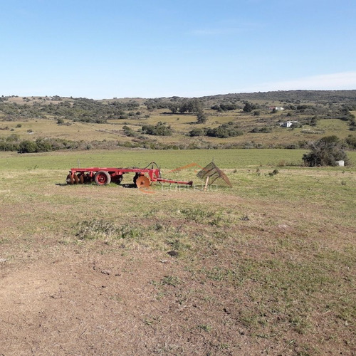 Imagen 3 de 29 de Maldonado Campo Con 150 Has Ganaderas En Aigua, 70 Kms De Punta, Serrano, Pintoresco, Con Instalaciones