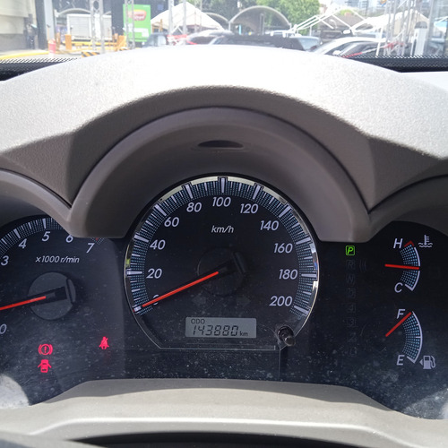 Toyota Fortuner 4.0