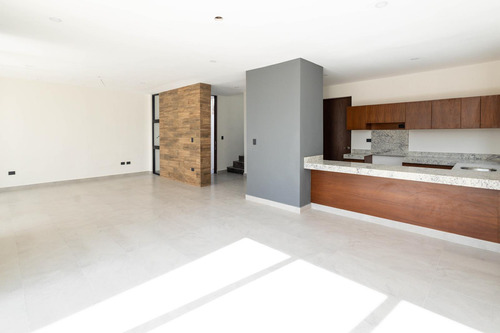 Casa En Venta Merida En Privada Conkal, Mod. Dom, Entrega Inmediata.