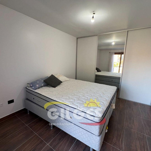 Venta En Block 2 Ph 3 Amb. En Caseros A Estrenar