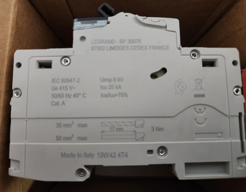 Interruptor Automatico 3p 50a 25ka Curva C Ref 409786 Legran