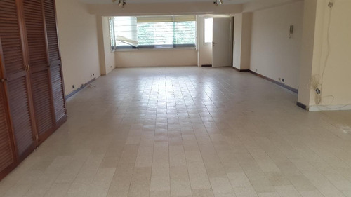 Imagen 2 de 18 de Vendo Ph 375m2 3h+s/3b+s/3pe Los Naranjos 8037
