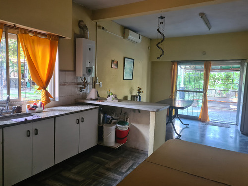 Casa 2 Plantas Con Pileta Y Parrilla A 100 Mts Autopista