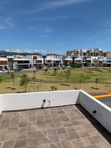 Imagen 20 de 26 de Se Renta Casa En La Condesa Juriquilla, 3 Recamaras, Roof Ga