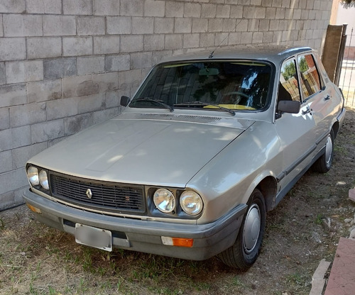 Renault 12