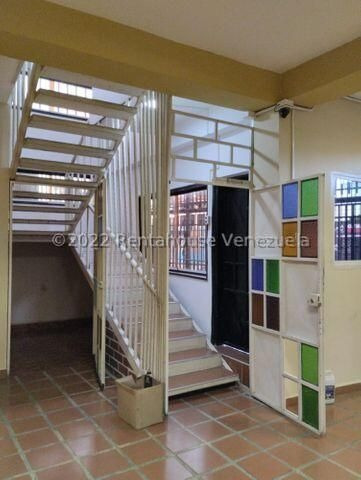 Imagen 6 de 14 de Edificio En Alquiler Centro Oeste Barquismeto 23-11879 04145265136 Ld