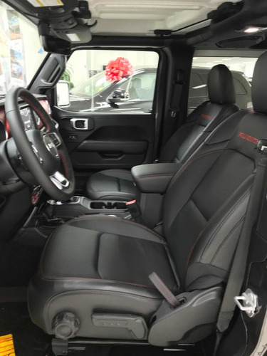 Imagen 10 de 14 de Jeep Wrangler Rubicon Deluxe