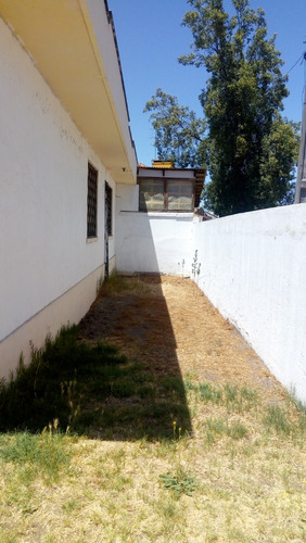 Barrio El Tenis, Casa Un Piso En Barrio Residencial