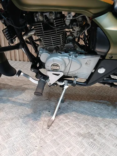 Bajaj Advenger 220 2015