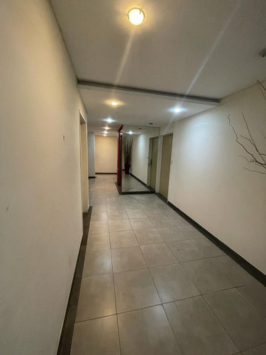Imagen 2 de 9 de Venta - Amplio Monoambiente - Caballito