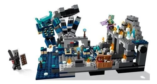 LEGO Minecraft The Deep Dark Battle Set, 21246 Biome Adventure Toy, Ciudad  antigua con figura de guardián, torre explosiva y cofre del tesoro, para