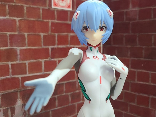 Figura Evangelion 3.0+1.0 Rei Ayanami Momentary White Sega