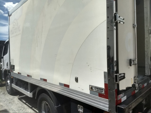Mercedes 815 - Bau Refrigerado !! R$ 135.000,00 !! 2012