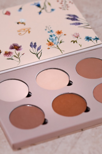 Imagen 8 de 10 de Paleta De Polvos Compactos Ap | Kit Contour