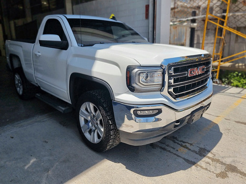 GMC Sierra 5.4 Cabina Regular Sle 4x4 At