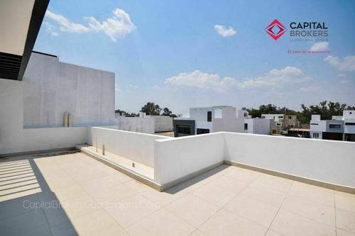 Casa En Venta, Nueva En Solares Con Roofgarden