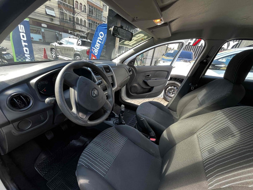 Renault Sandero 1.0 AUTHENTIQUE 16V FLEX 4P MANUAL