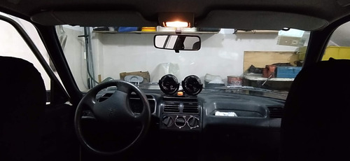 Peugeot 205 1.8 Gld Junior
