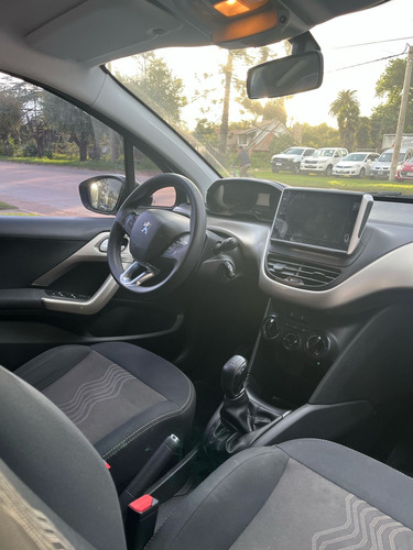 Peugeot 2008 1.6 Allure