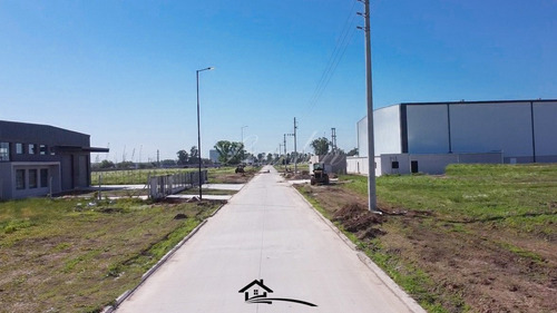 Imagen 8 de 13 de Lote Industrial, Parque Polo Spegazzini