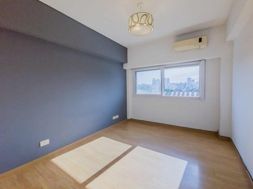 Venta Semipiso 2 Ambientes Con Balcon Terraza