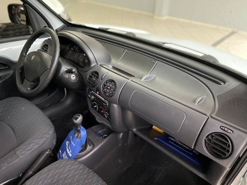 Imagem 8 de 13 de Renault Kangoo 1.6 Express 16v Flex 4p Manual
