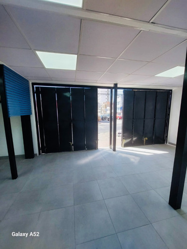 Local Comercial Central Calle Condell Y Riquelme