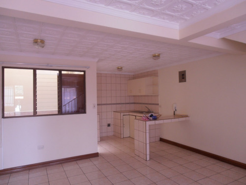 Apartamento En Residencial María Auxiliadora Heredia