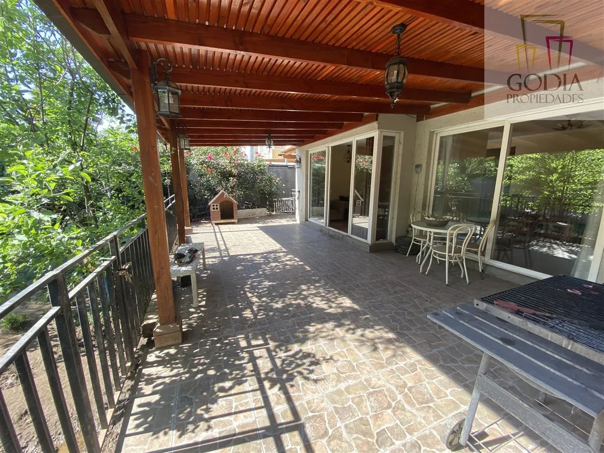 Imagen 1 de 29 de Casa Condominio Venta De 4 Dormitorios 3 Baños En Peñalolén