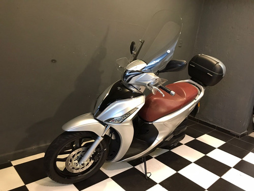 Kymco People S 150