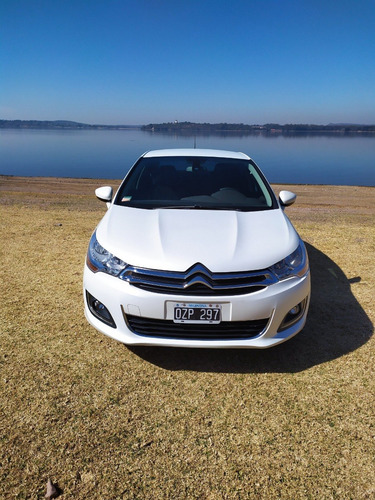 Imagen 7 de 8 de Citroen C4 Lounge Hdi 2015