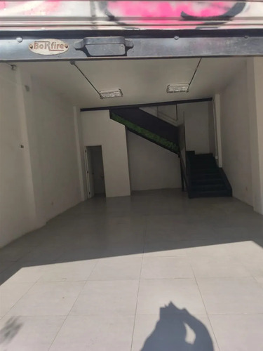 Local Comercial En Barrio Republica Ideal Para Restaurante