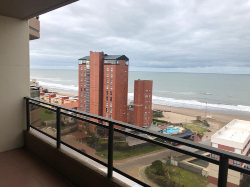 Imagen 6 de 19 de Departamento De Categoria