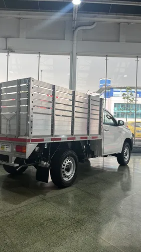 Toyota Hilux 2.7 Chasis 4X2