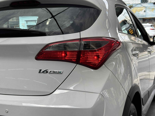 Hyundai HB20X 1.6 16V STYLE FLEX 4P MANUAL