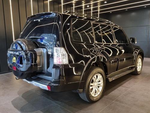 Mitsubishi Pajero Full HPE Full 3.2 4x4 T.I.Diesel 5p Automático.
