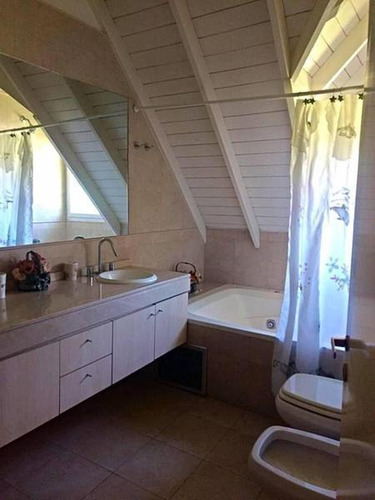 Imagen 18 de 26 de Distinguido Chalet En Venta Al Golf En Country San Diego -